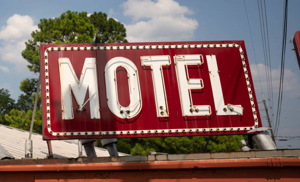 istock Saturated Red Abandoned Neon Motel Sign 1035739402