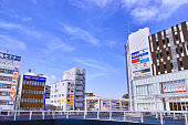 landschaft-von-totsuka-bahnhof-westeingang.jpg?b=1&s=170x170&k=20&c=bF9HE5JU1O3TV7qBaa3M_AGDuvabxGCx3zhxdspT67E=
