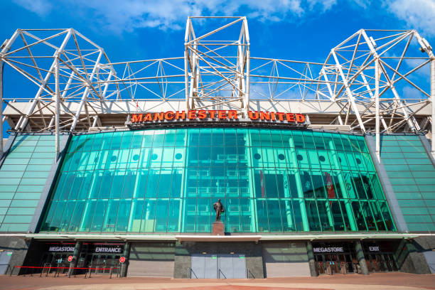 stadion old trafford w: manchester - uefa zdjęcia i obrazy z banku zdjęć