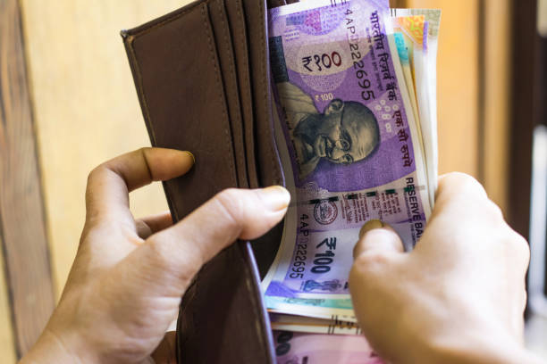 Image of indian new currency notes