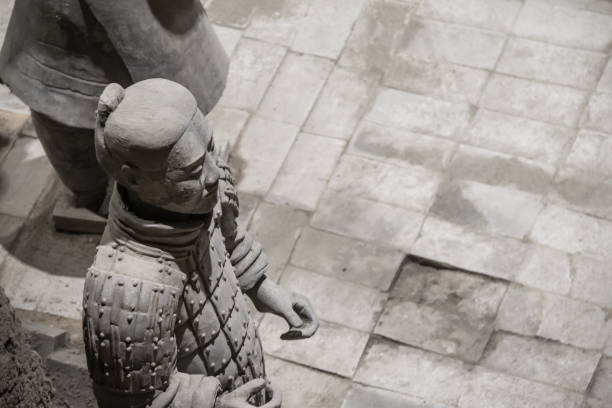 guerriers de terre cuite - horse terracotta soldiers china terracotta photos et images de collection