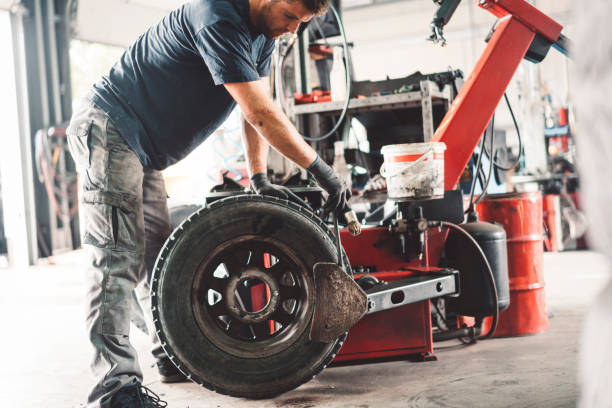 istock Tightening the tire 1035995100