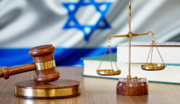 justiça para as leis de israel no tribunal israelense - weight scale justice legal system scales of justice - fotografias e filmes do acervo