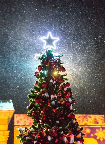 istock New Year's Eve in the city. 1036643492