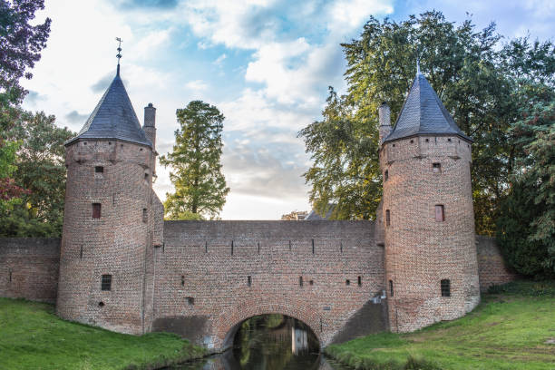 istock Stadspoort van Amersfoort, Nederland 1036729440