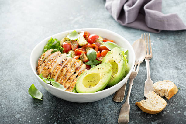 istock Caprese lunch bowl with grilled chicken 1036965956