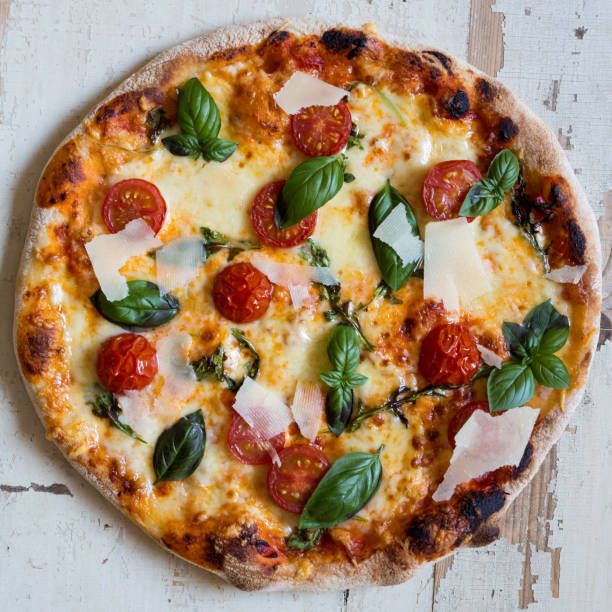 自製披薩 - 義大利文化 圖片 個照片及圖片檔