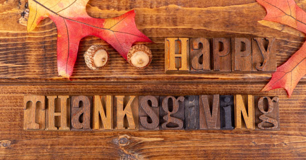 istock Happy Thanksgiving Banner 1037159946