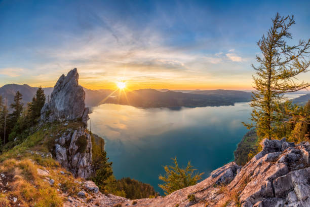 colorful summer sunset with view to lake attersee from schober- sunset at mount schoberstein, alps - �áustria alta imagens e fotografias de stock
