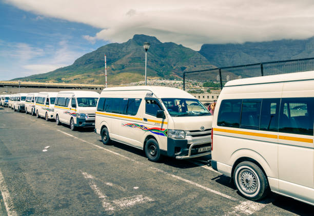 cape town taxi terminal - nationalpark table mountain stock-fotos und bilder