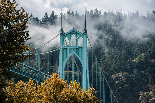 Autumn in Portland, Oregon, St. Johns Bridge.