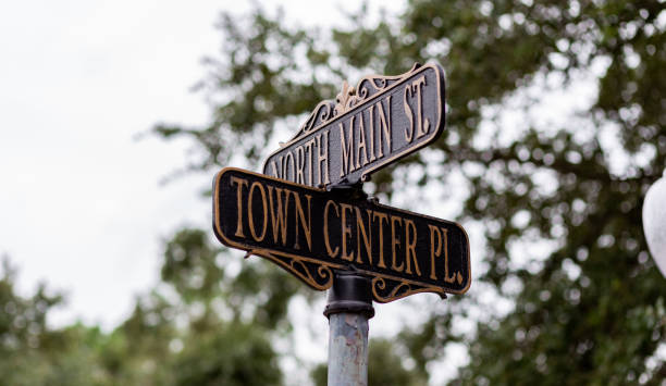 istock Town Center Street Sign 1037902166