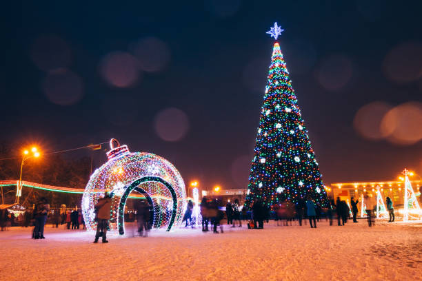 istock Christmas in the city square with a Christmas tree 1037926188