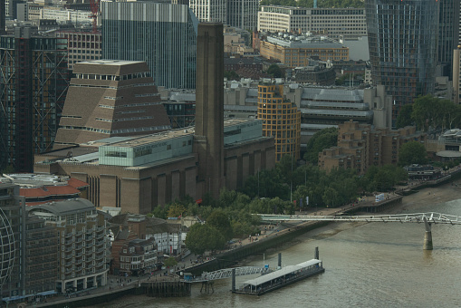 ￼This is a bird’s eye view of the Tate Modern with the Globe Theatre just beside it.