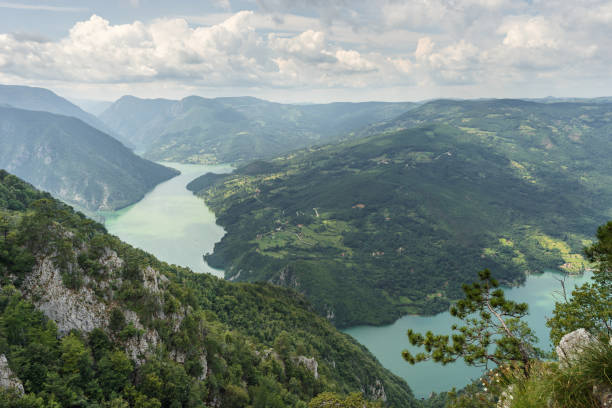 istock Landscape view from Banjska Stena on Drina river and mountains 1038187240