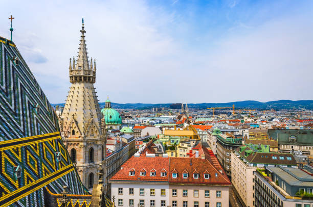 istock Scenic view of Vienna old town 1038379826