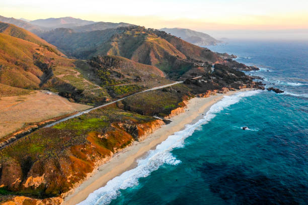 ocean spokojny w: big sur - coastline california big sur beach zdjęcia i obrazy z banku zdjęć