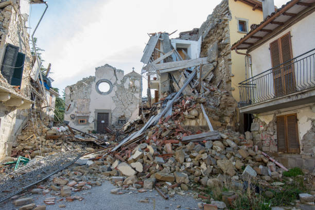 istock City destroyed by an earthquake 1038629214