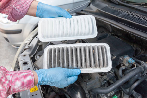 istock Dirty and clean car engine air filters 1038699508