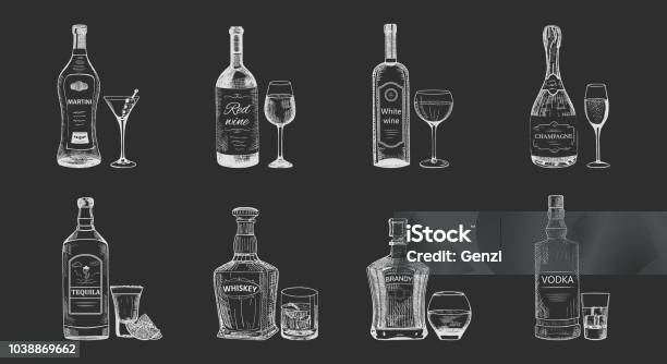 Set Di Bevande Alcoliche Isolate Schizzo Bottiglie - Immagini vettoriali stock e altre immagini di Bottiglia