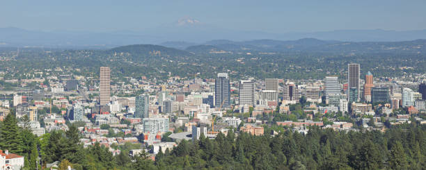 istock Portland Skyline - Oregon 1038892228