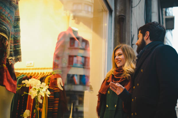 istock Christmas window shopping 1039014116