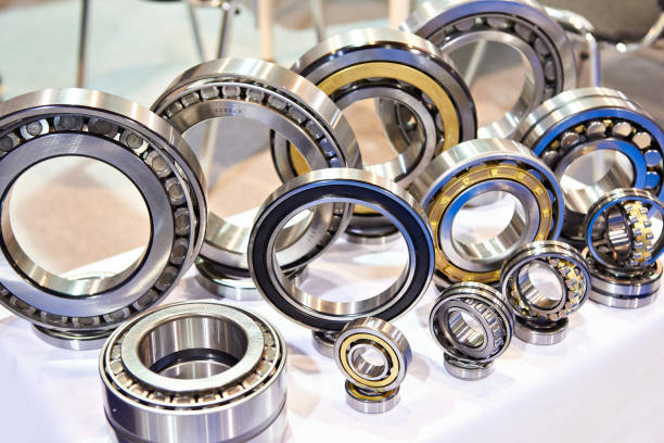 bearings of different sizes in exhibition - vehicle part car part of ball bearing imagens e fotografias de stock