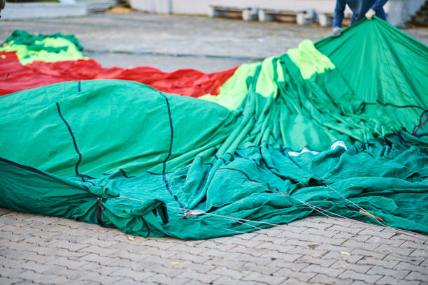 istock The process of preparing the balloon for flight 1039089844