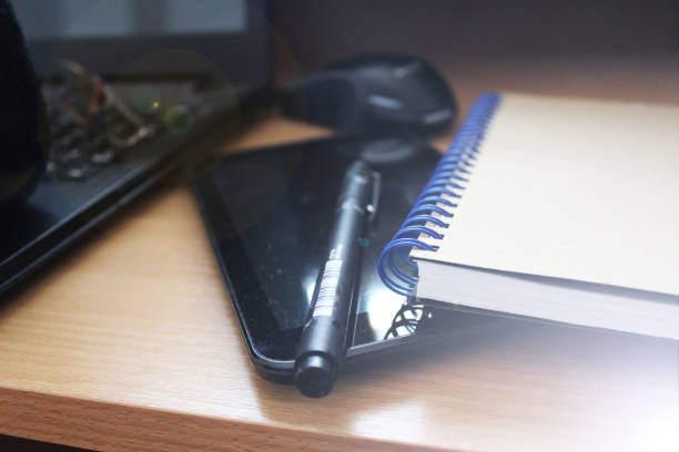 istock accessories for job in office 1039099176