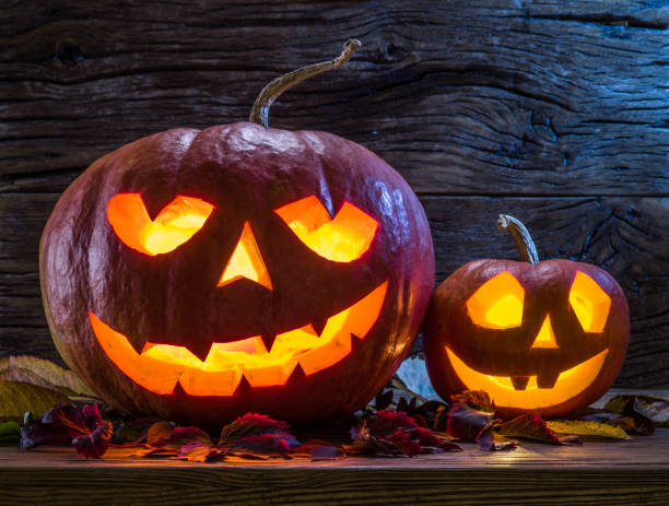 istock Grinning pumpkin lantern or jack-o'-lantern. 1039109788