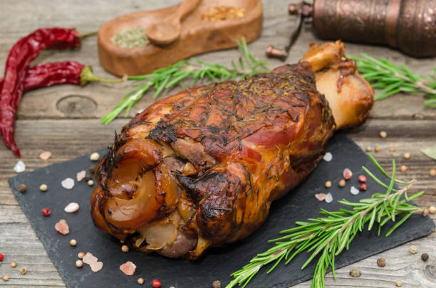 istock Grilled pork knuckle. Beer Fest. Grillhaxe 1039111160
