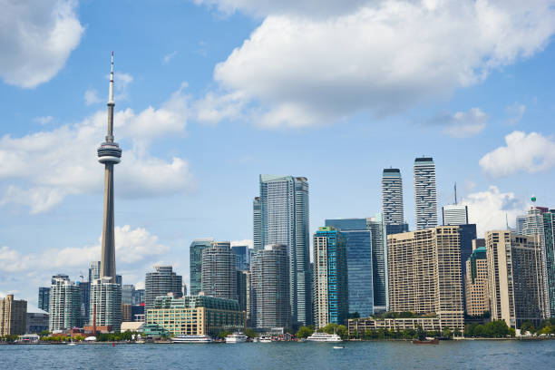 istock Skyline of Toronto 1039115848