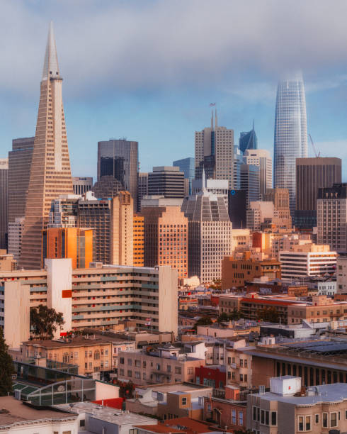 istock San Francisco Golden Hour 1039215046
