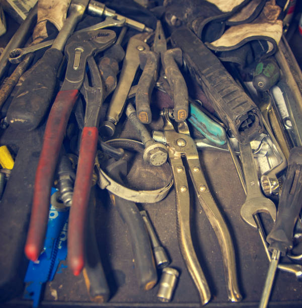 istock car repair service 1039286916