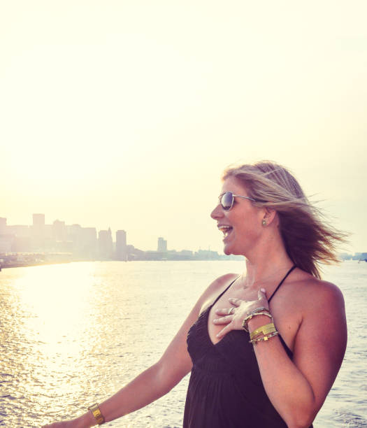 istock Beauty and the Boat 1039348572