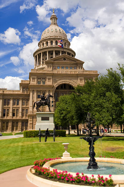 istock Texas Capitol With Fountain 103953840