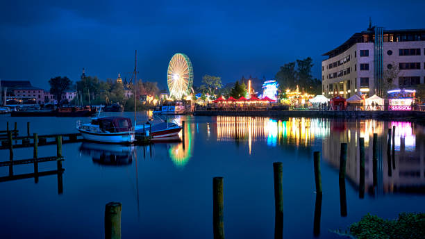 istock Navy Pier Ferris Wheel At Bluehour, slow speed ,reflection 1039539118