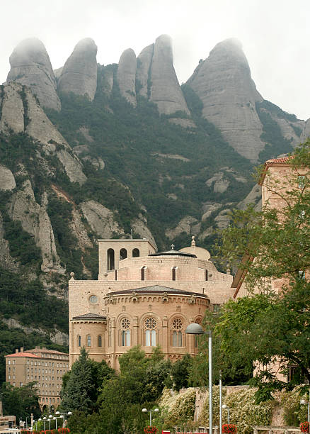 montserrat monastery - moreneta zdjęcia i obrazy z banku zdjęć