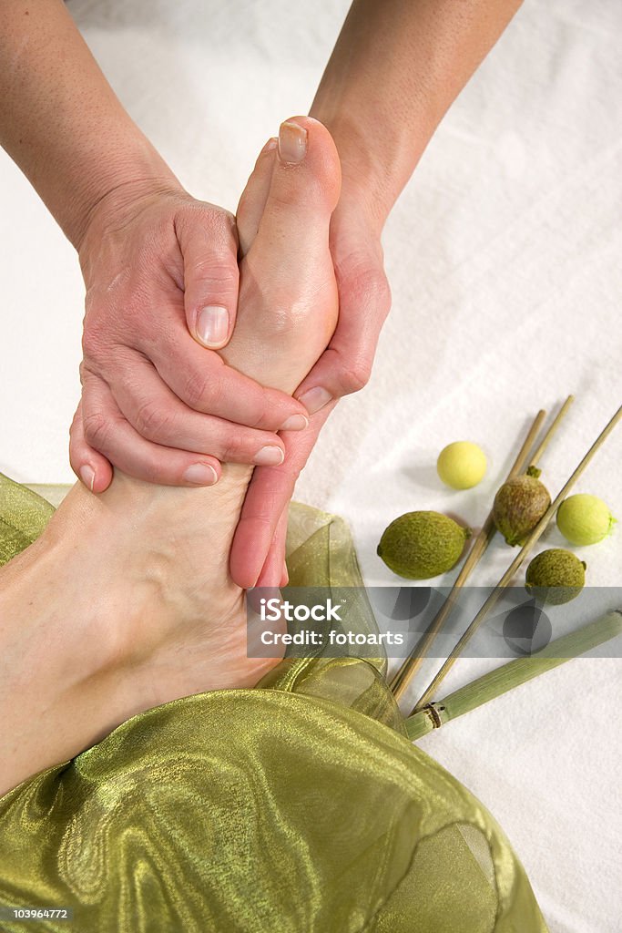 Bem-estar composição-Massagem nos Pés - Royalty-free 40-49 Anos Foto de stock