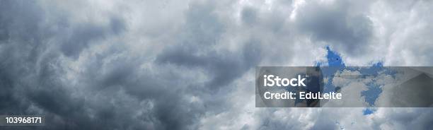 Panorama Wolkengebilde Stockfoto und mehr Bilder von Bildhintergrund - Bildhintergrund, Dramatischer Himmel, Farbbild