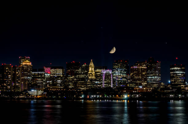 istock Boston night sky Luna 1039821150