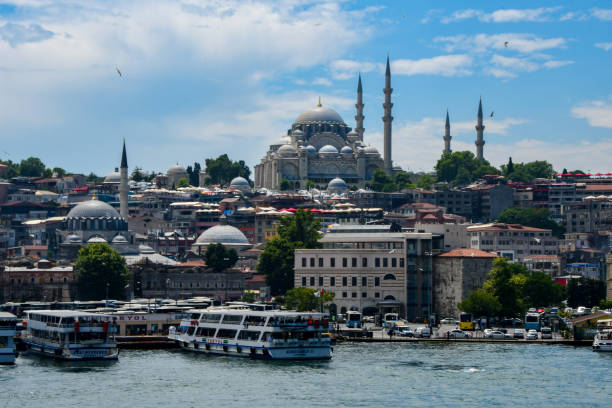 istock Galata Bridge to Istanbul Old Town 1039831354