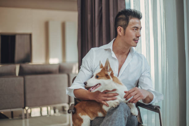 istock Best friends relaxing 1039846918