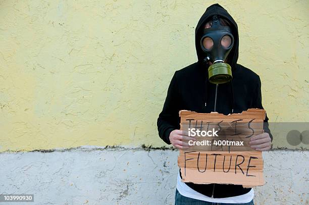 Este É O Meu Futuro - Fotografias de stock e mais imagens de Máscara - Disfarce - Máscara - Disfarce, Adolescente, Alterações climáticas