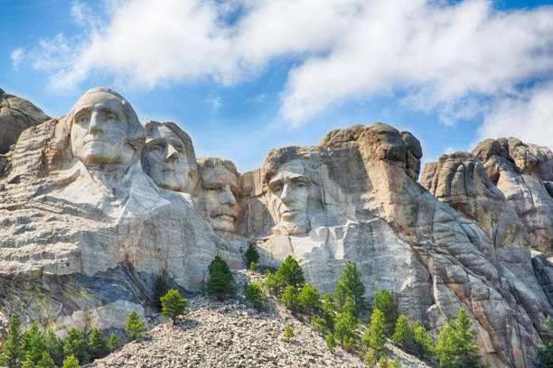 Mount Rushmore Mount Rushmore National monument in South Dakota. mt rushmore national monument stock pictures, royalty-free photos & images