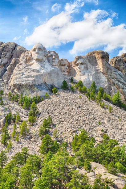 mont rushmore - mt rushmore national monument photos et images de collection