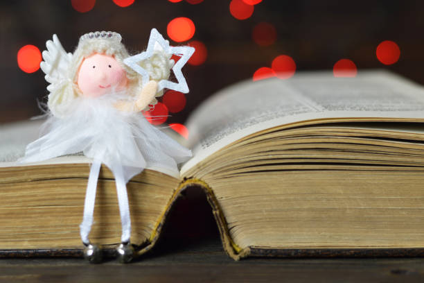 istock Angel and a star 1040012102