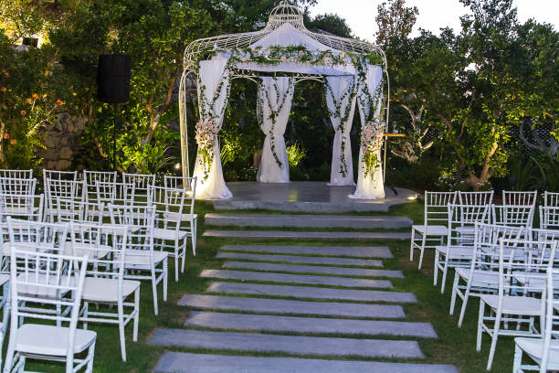 istock Jewish Hupa , wedding putdoor . 1040280234