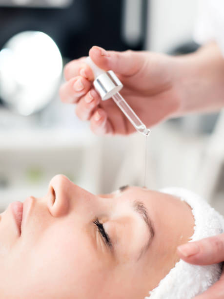 istock Carrying out Cosmetological Procedure 1040324052