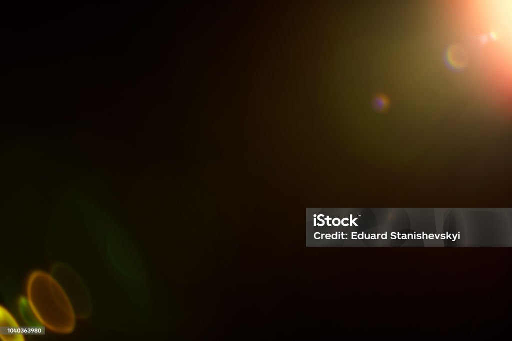 sovrapposizione bagliore lente isolata su sfondo nero - Foto stock royalty-free di Riflesso sull'obiettivo